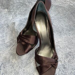 Nine West Chocolate, brown satin heel